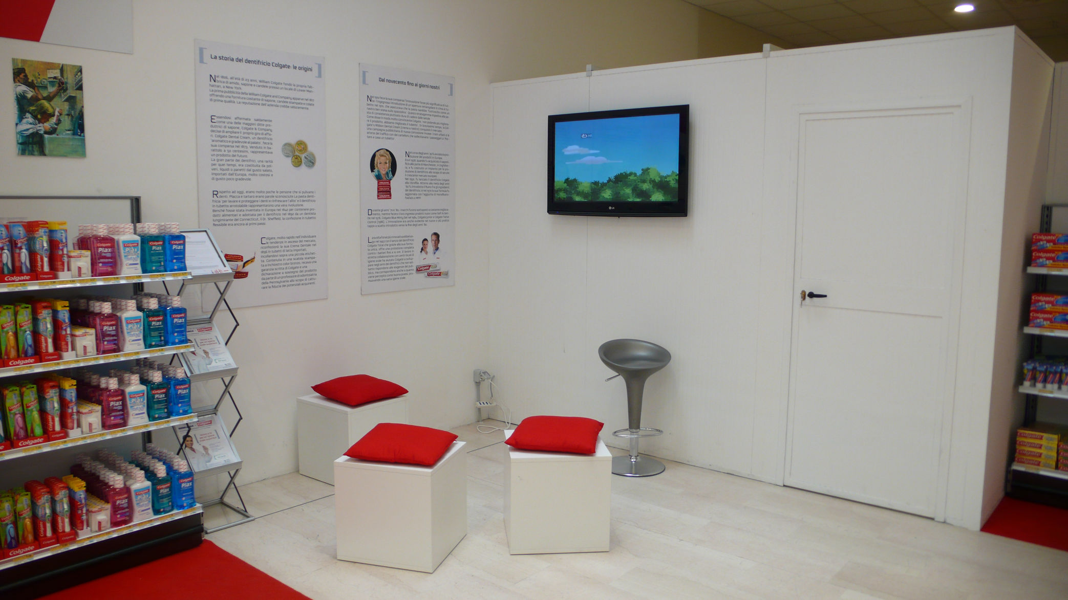 colgate, esselunga, temporary shop, pop-up store, eventi, interior design , exhibit design, event design, milan