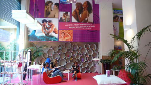 sidecareventi, durex, temporary shop, pop-up store, eventi, interior design , exhibit design, event design, milan