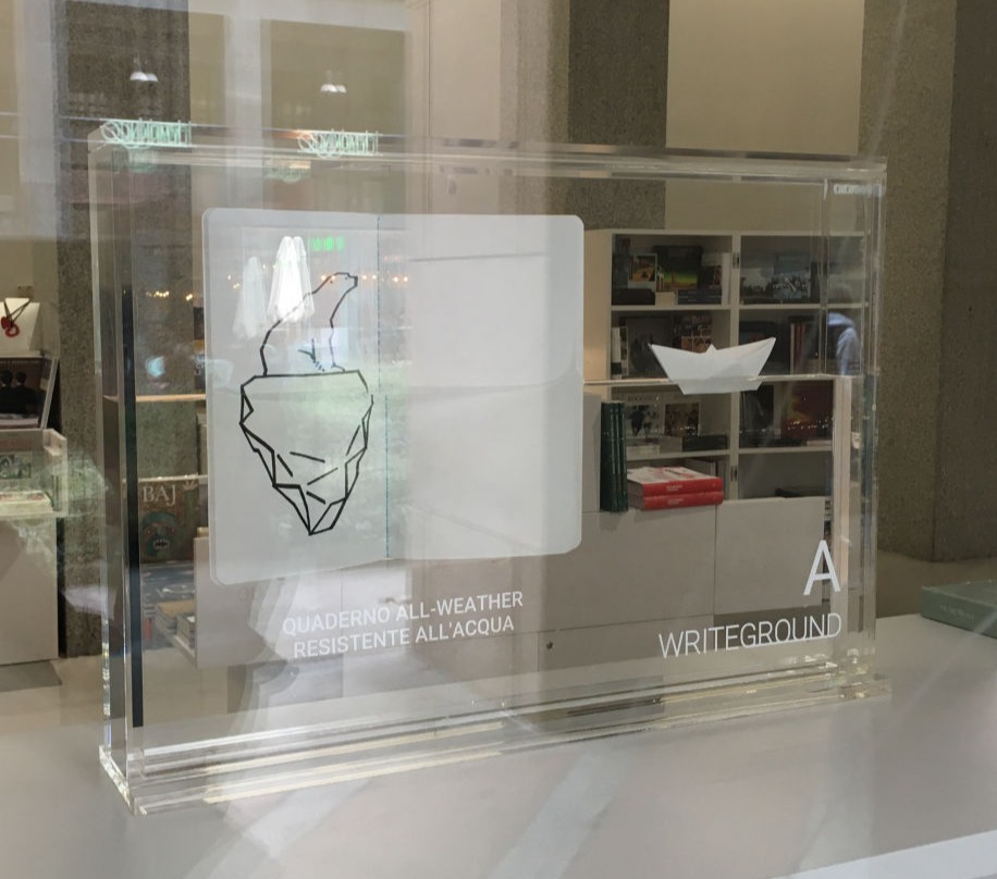 Davide Radaelli Design Studio, Writeground, display, water, water-resistant notepad, exhibit design, Museo del Novecento, Milano 
