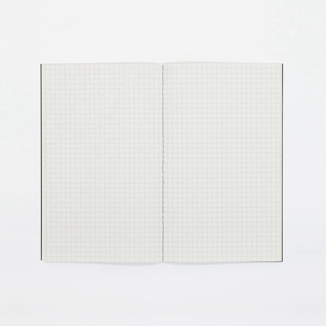 E, quaderno, notepad, paperbook, notebook, must have, rounded, cool design, stationery, cartoleria, innovation, innovative design, italian design, イタリア人デザイナー