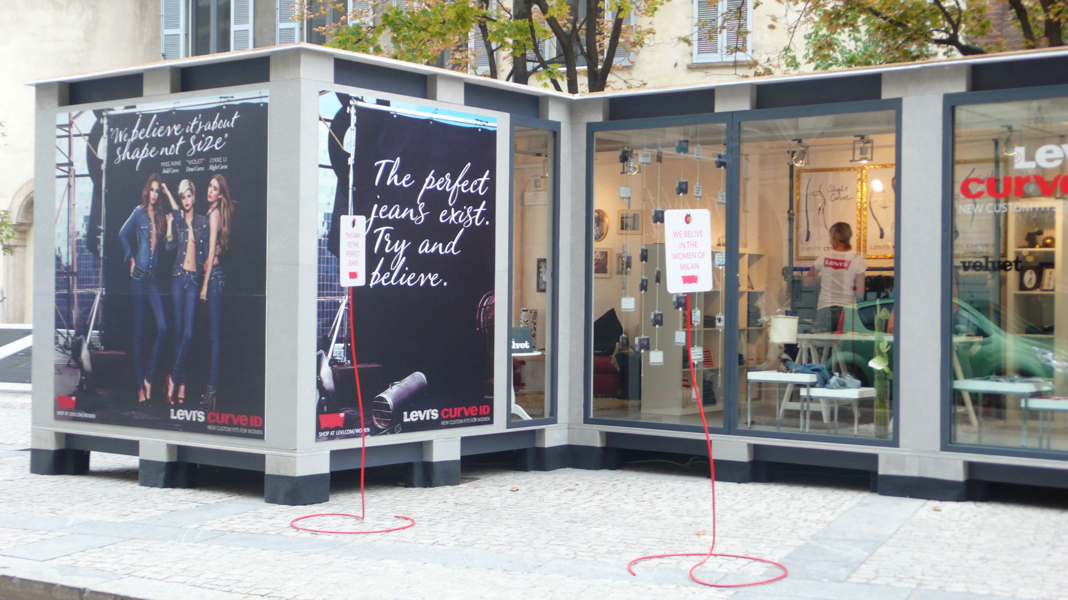 levi's, curve id, temporary shop, pop-up store, eventi, interior design, exhibit design, event design, milan