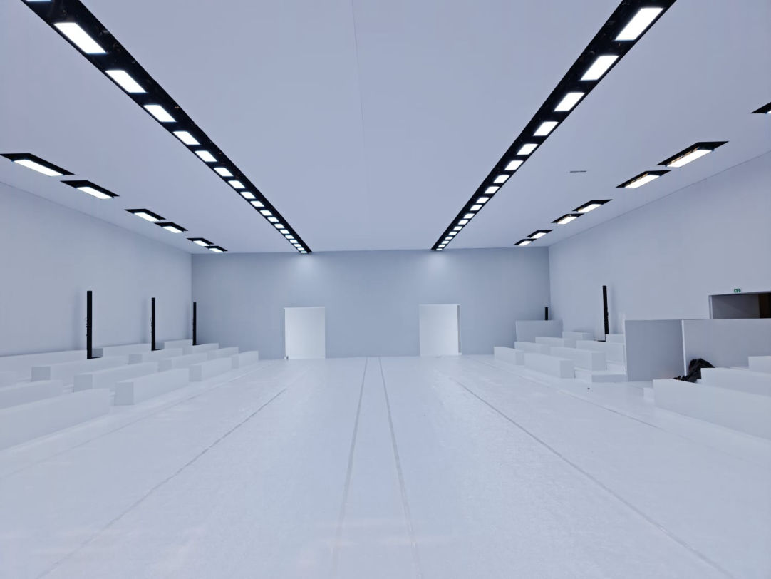 Fashion show, Milan fashion week, Philosophy, Palazzo Mezzanotte, Fashion show design